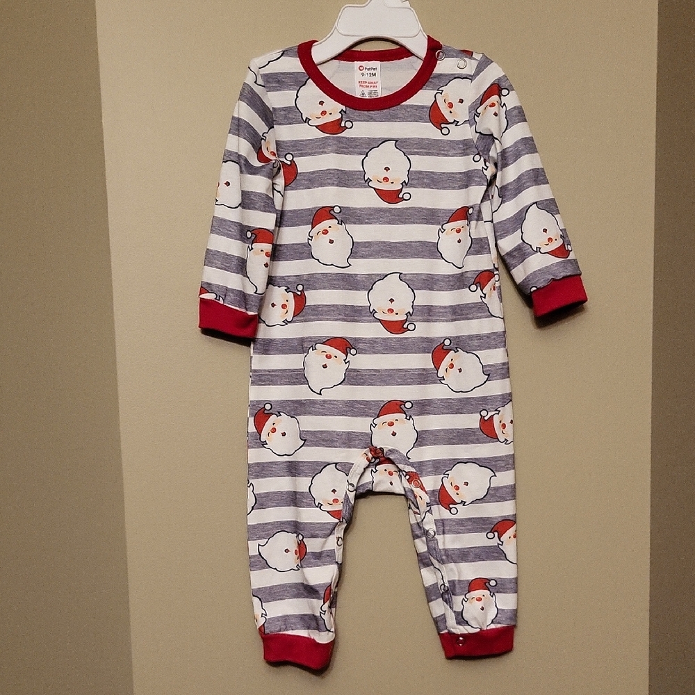 PatPat Santa striped footless sleeper/romper